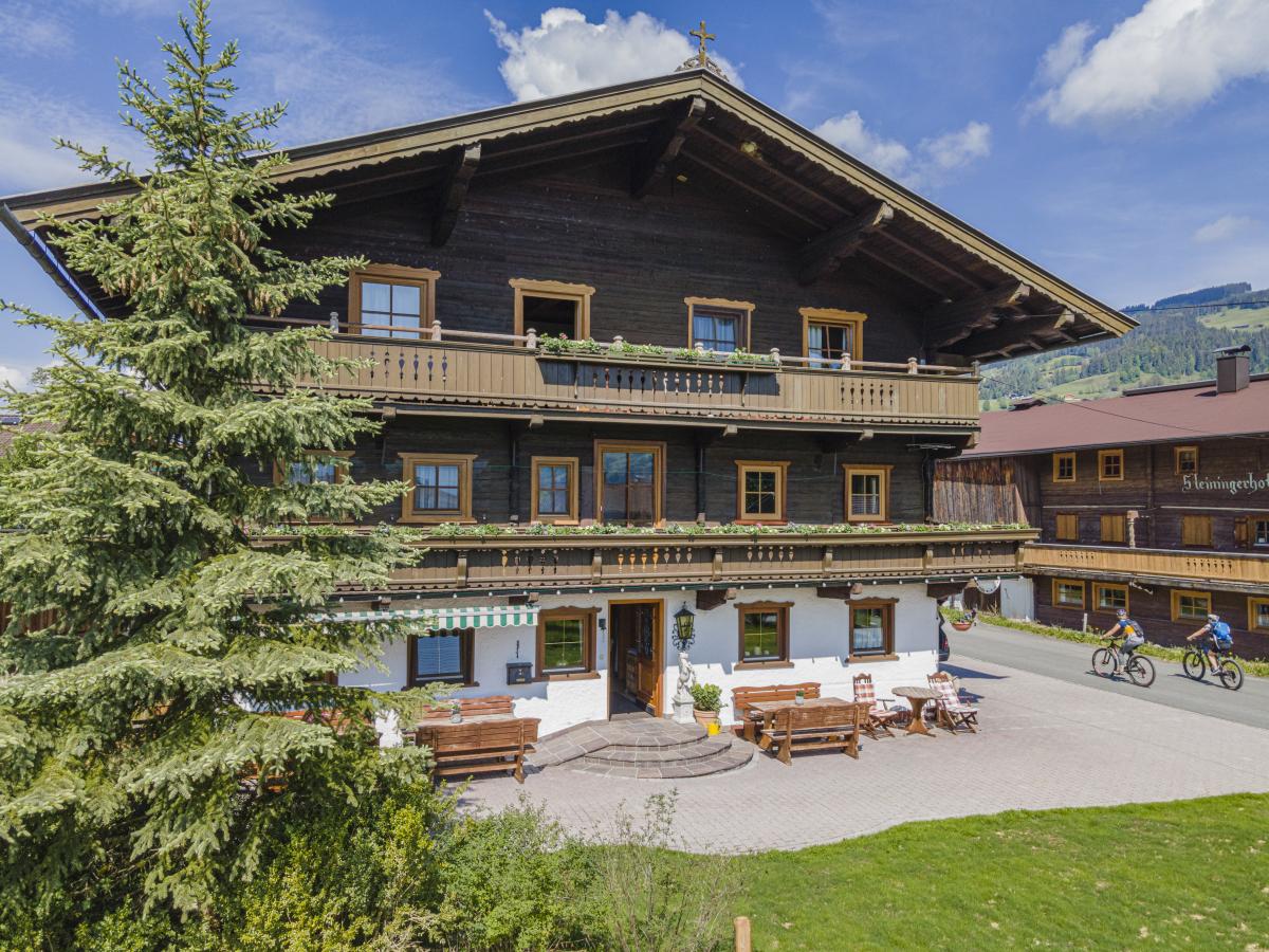 Villa photo 1