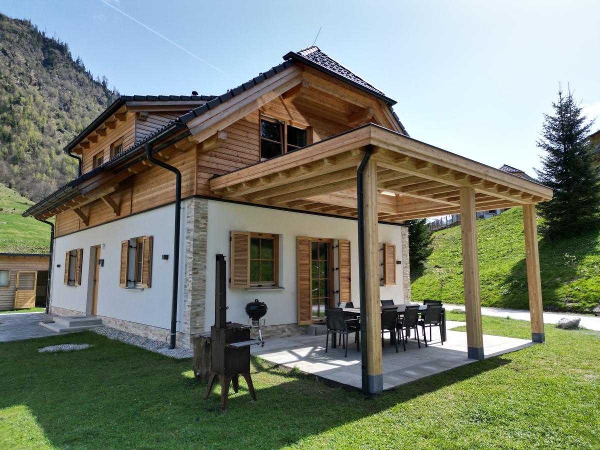 Villa photo 1