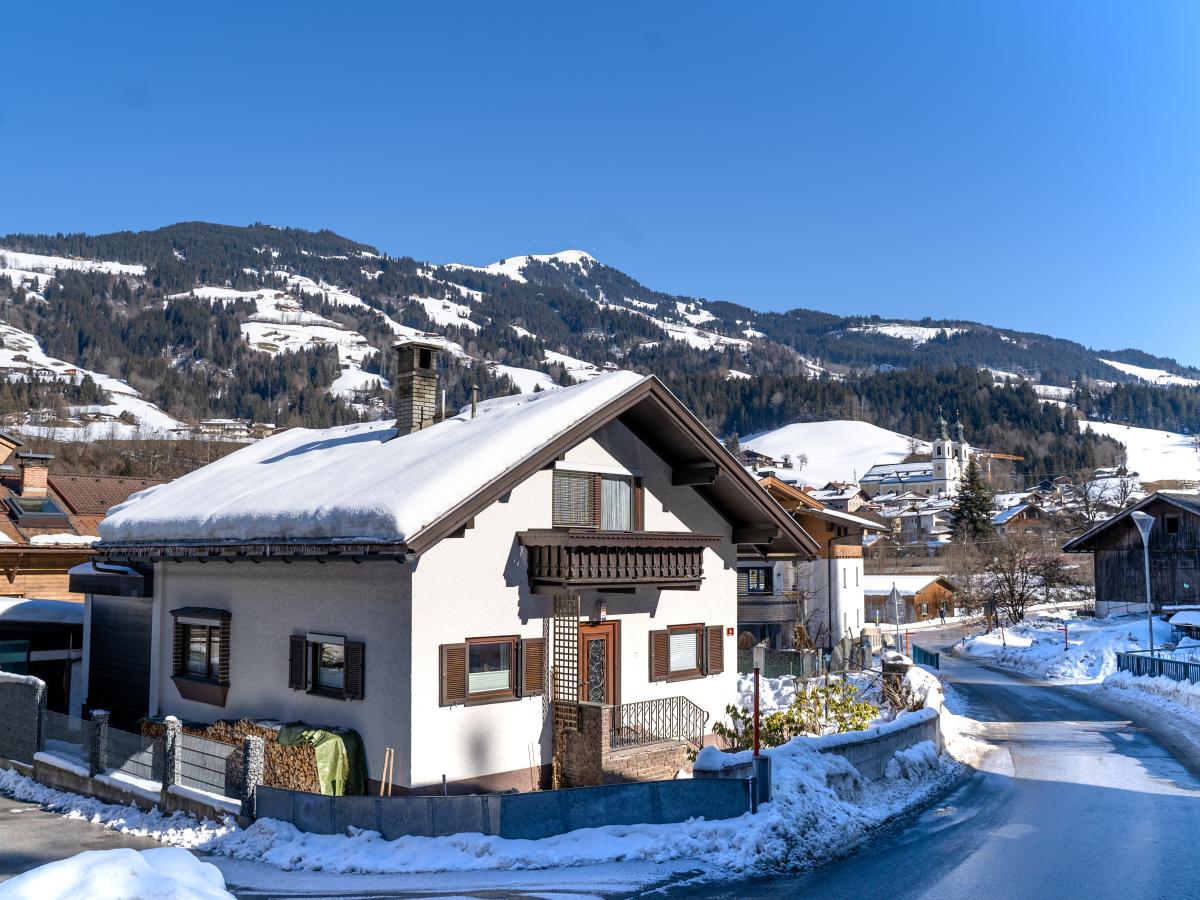 Villa photo 1