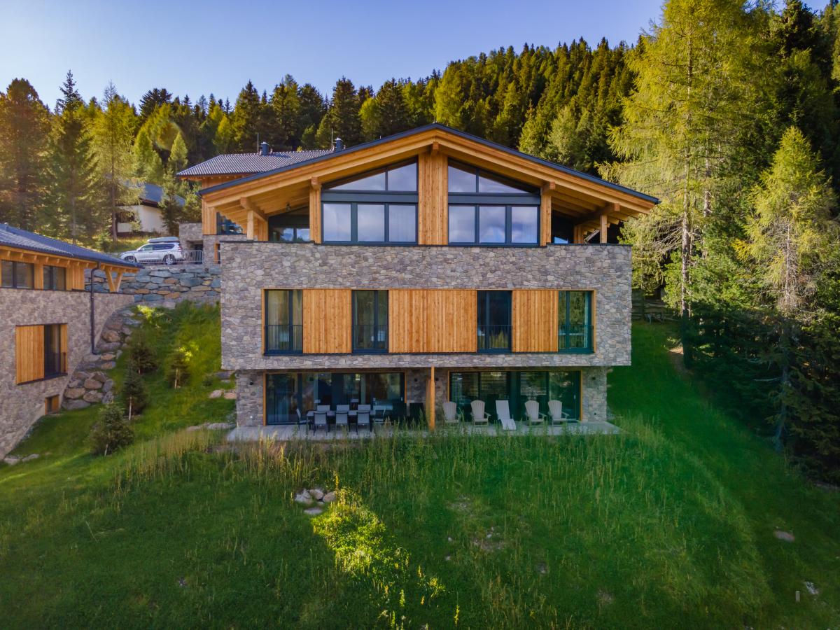 Villa photo 1