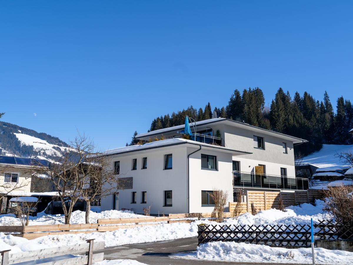 Exterior Winter