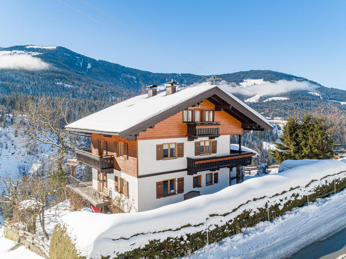 Villa photo 1