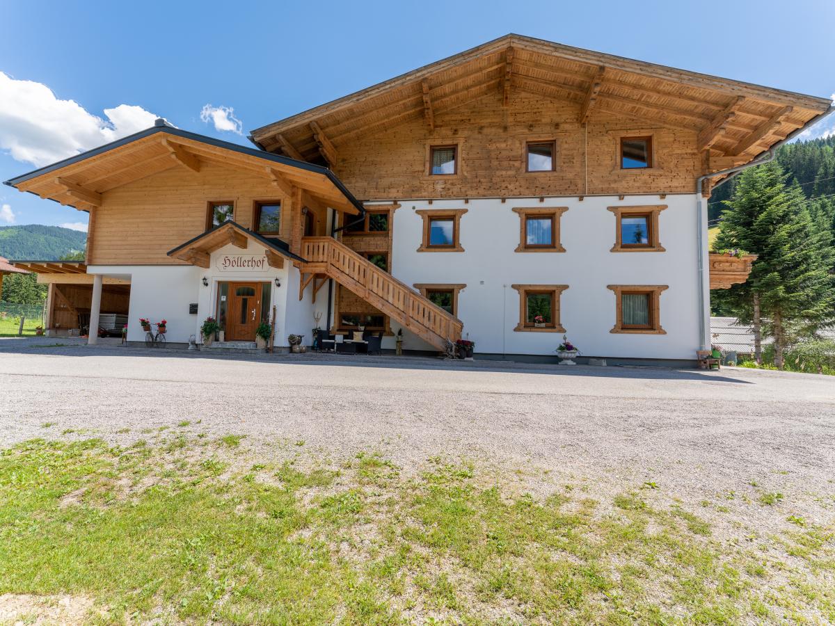 Exterior Summer
