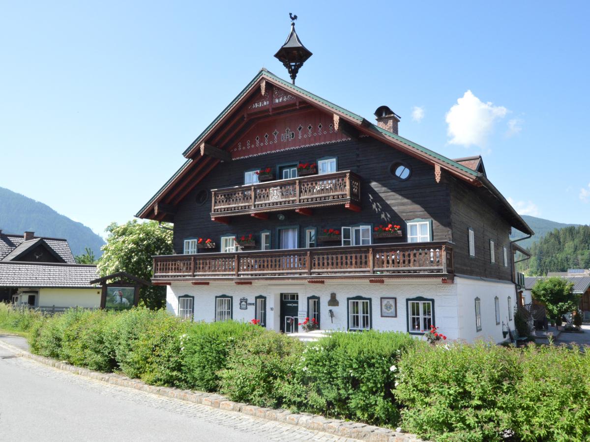Villa photo 1