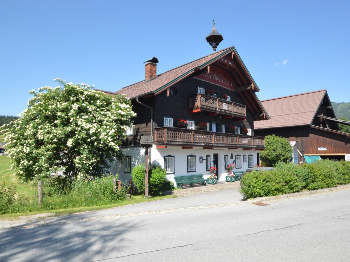 Villa photo 1