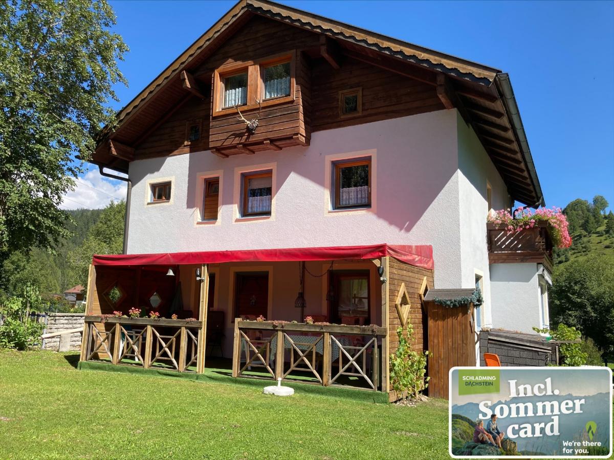 Villa photo 1