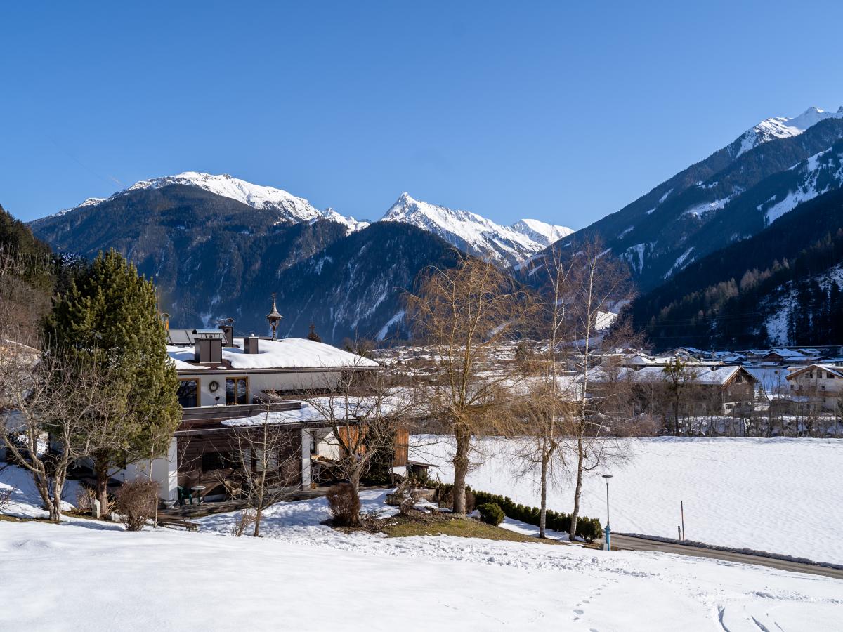 Exterior Winter