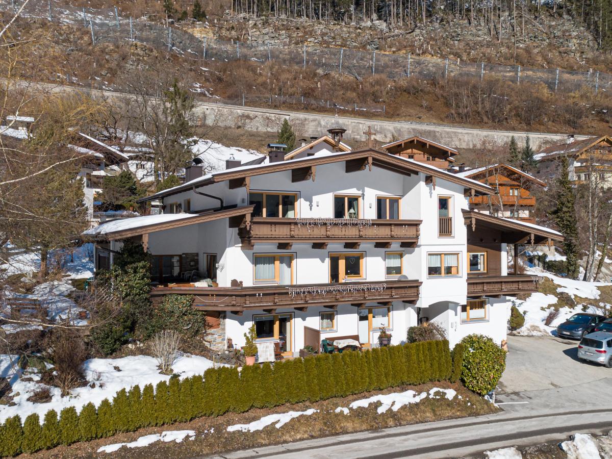 Exterior Winter