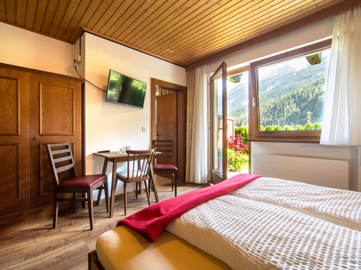 Bed Room