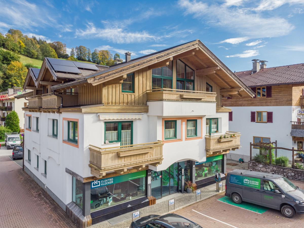 Exterior Summer