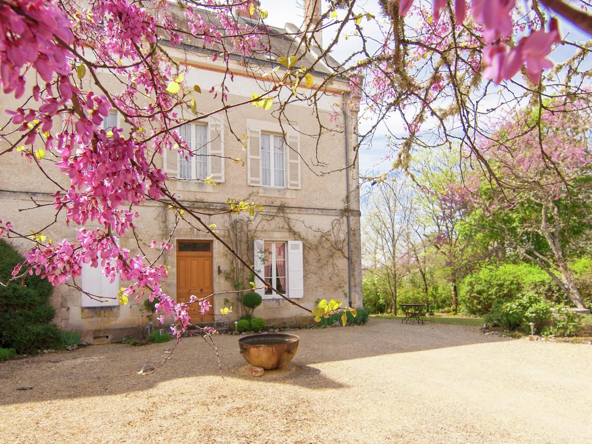 Villa photo 1