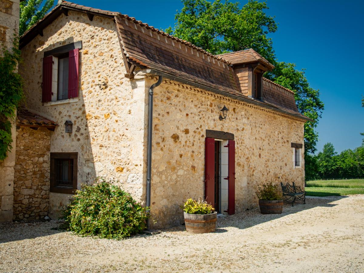 Exterior Summer