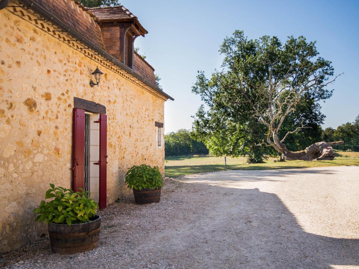 Exterior Summer