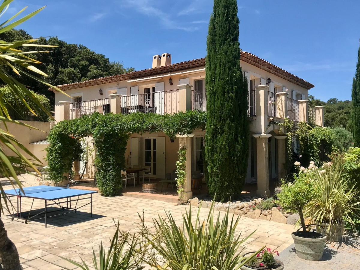 Exterior Summer