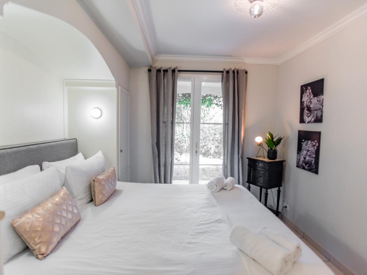 Bed Room