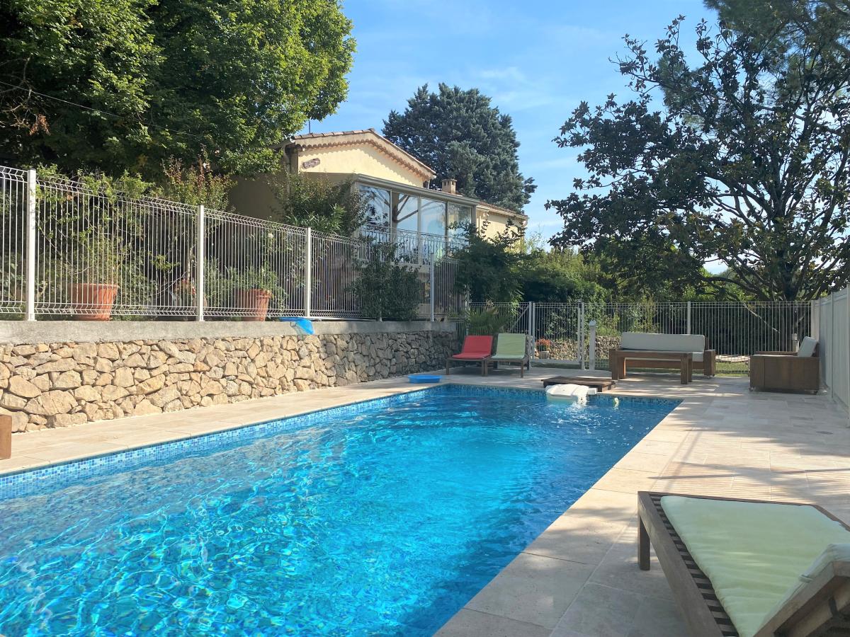 Villa photo 1
