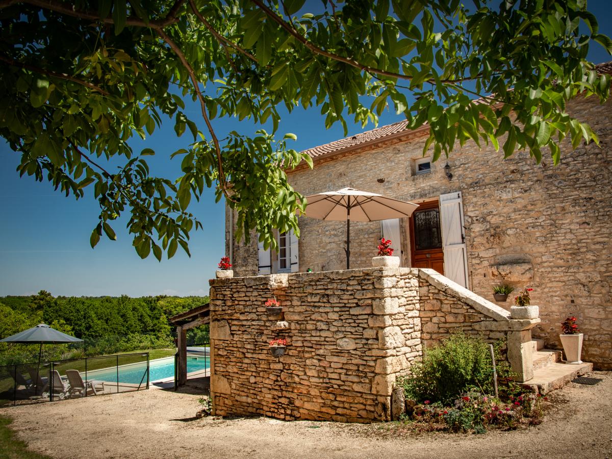 Villa photo 1