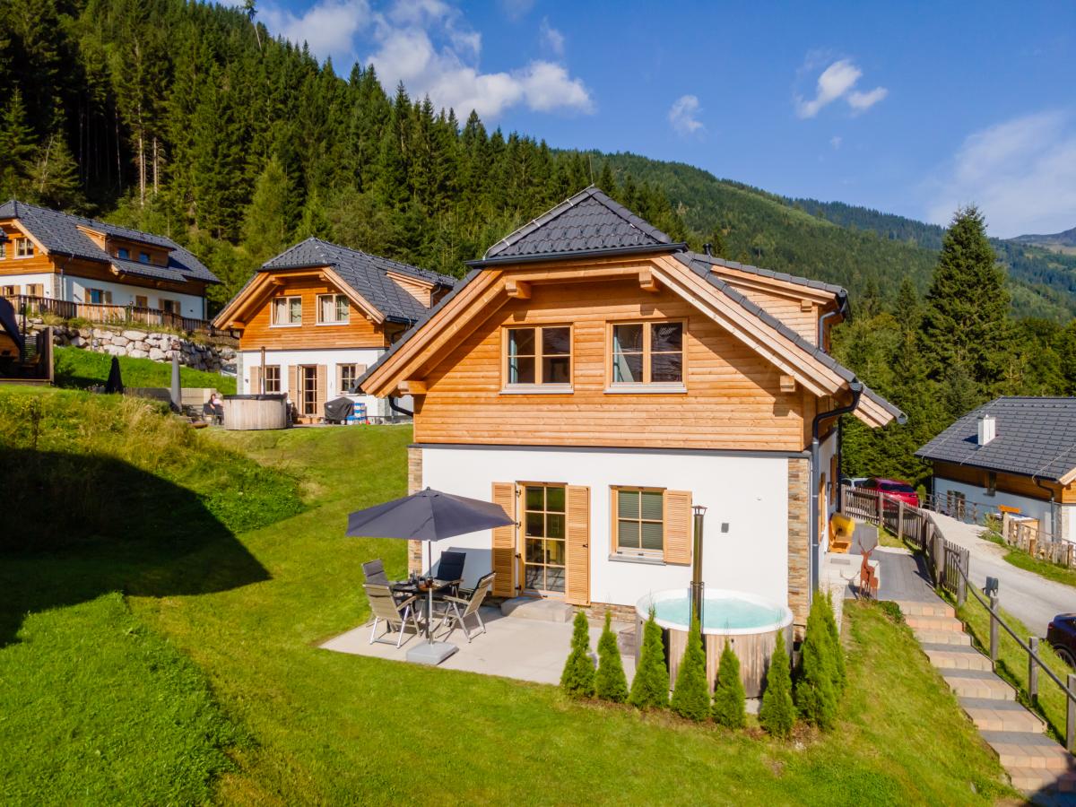 Exterior Summer