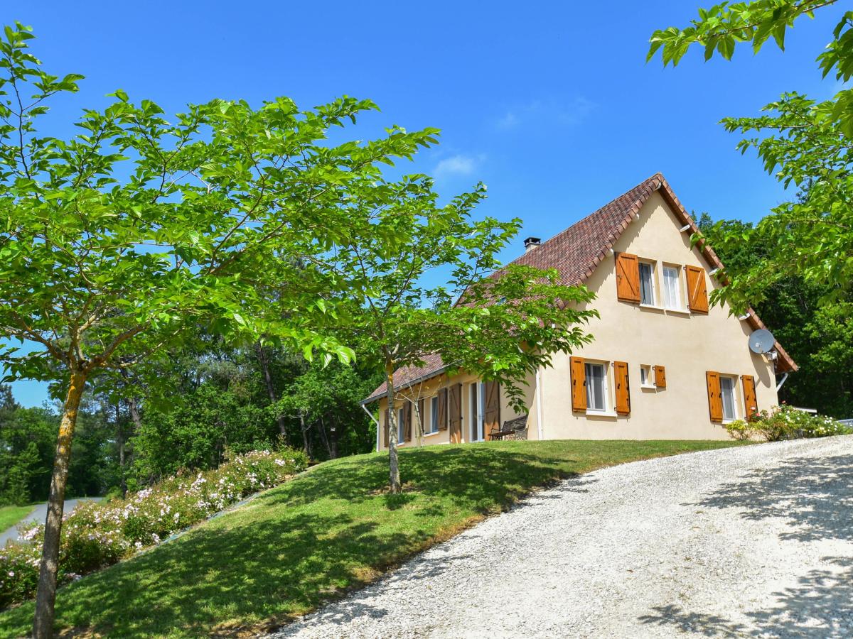 Exterior Summer