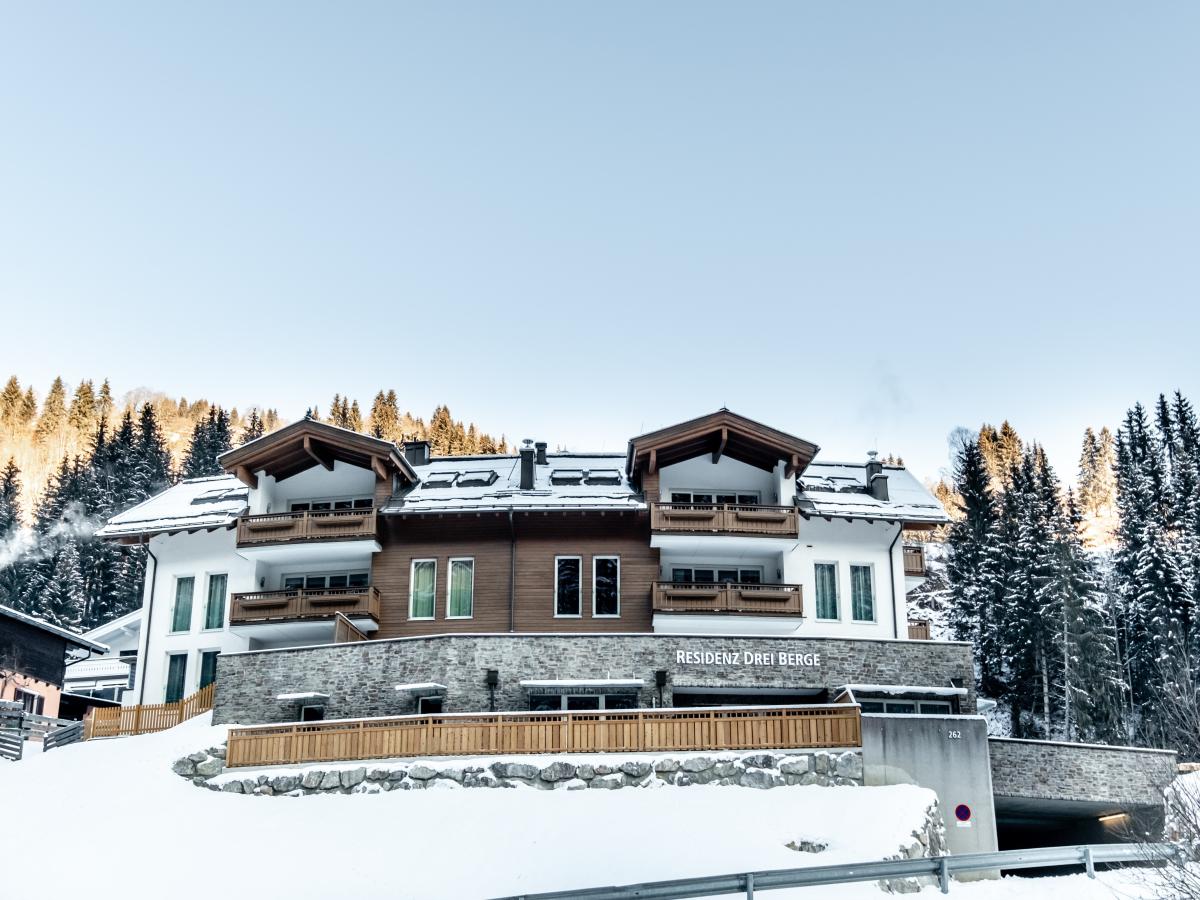 Villa photo 1
