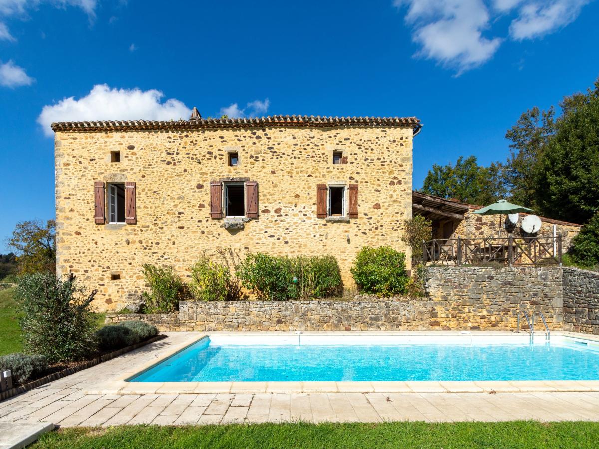 Villa photo 1