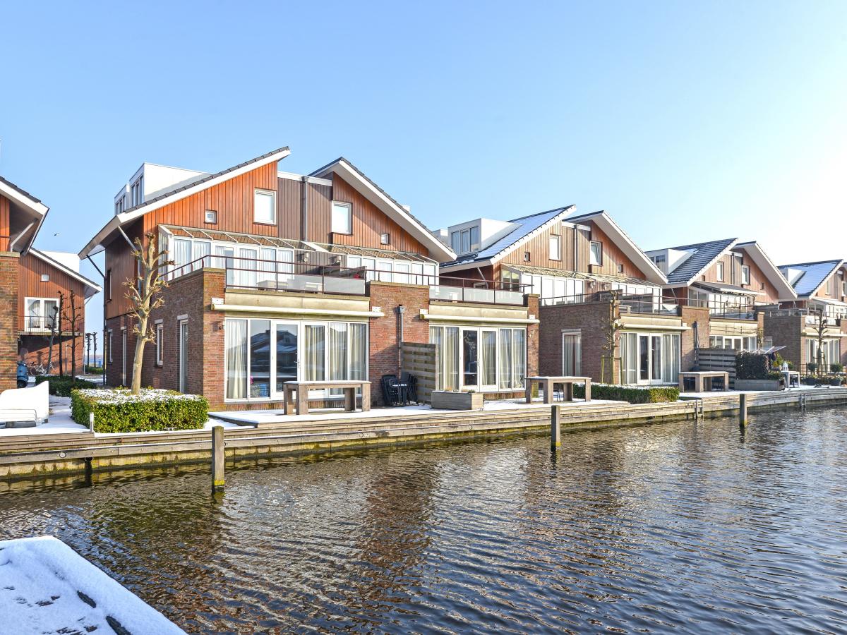 Villa photo 1