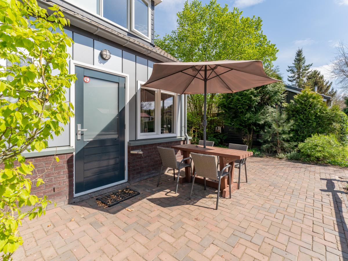 Villa photo 1