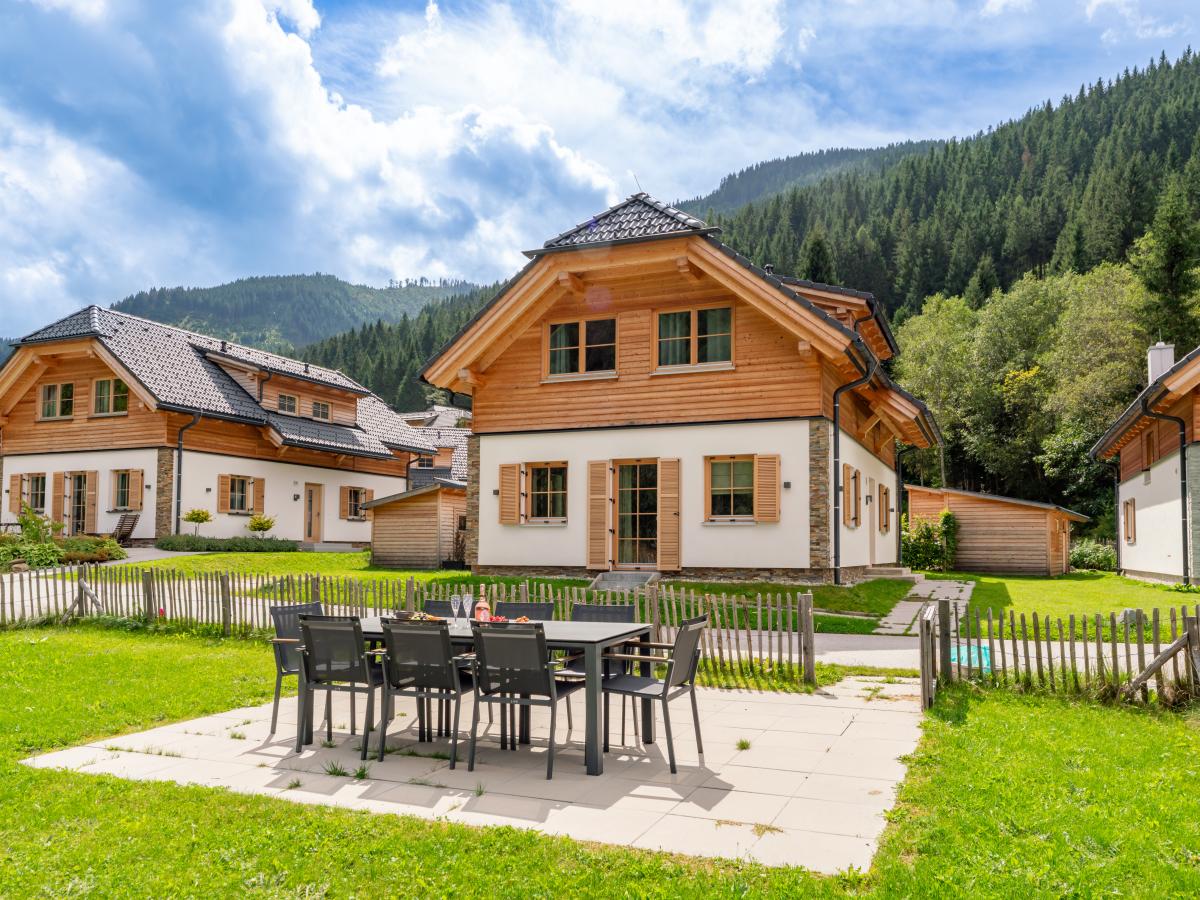 Villa photo 1