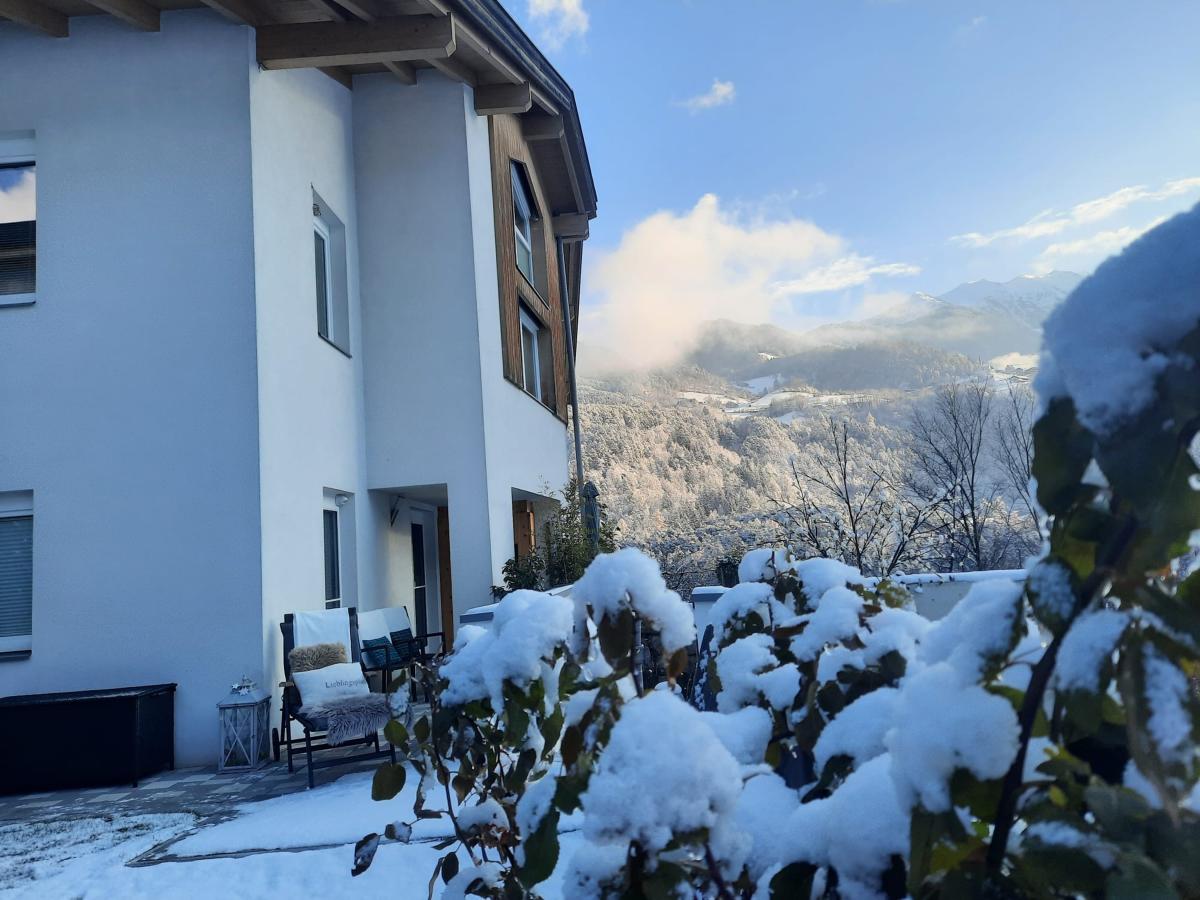 Villa photo 1