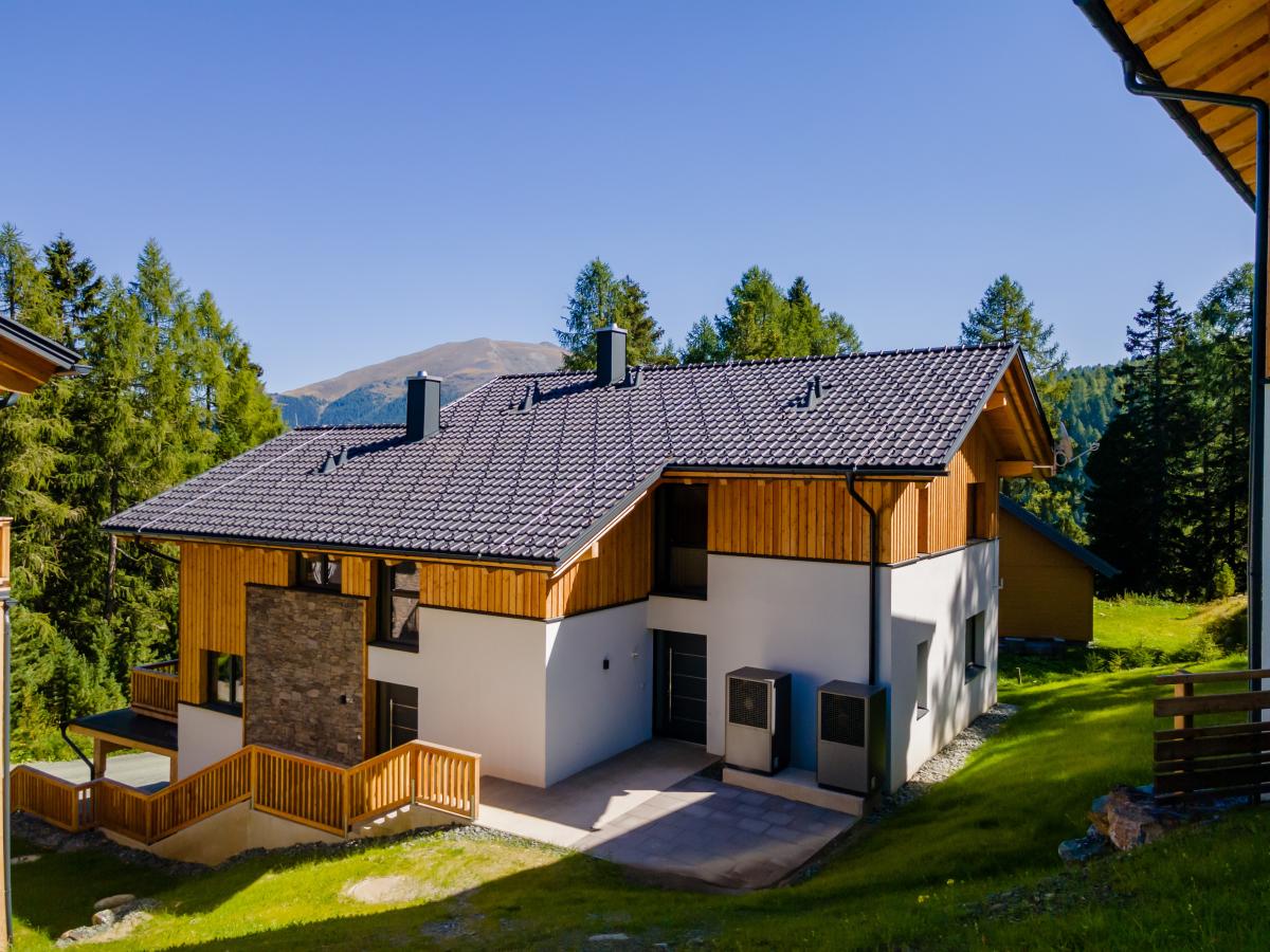 Exterior Summer