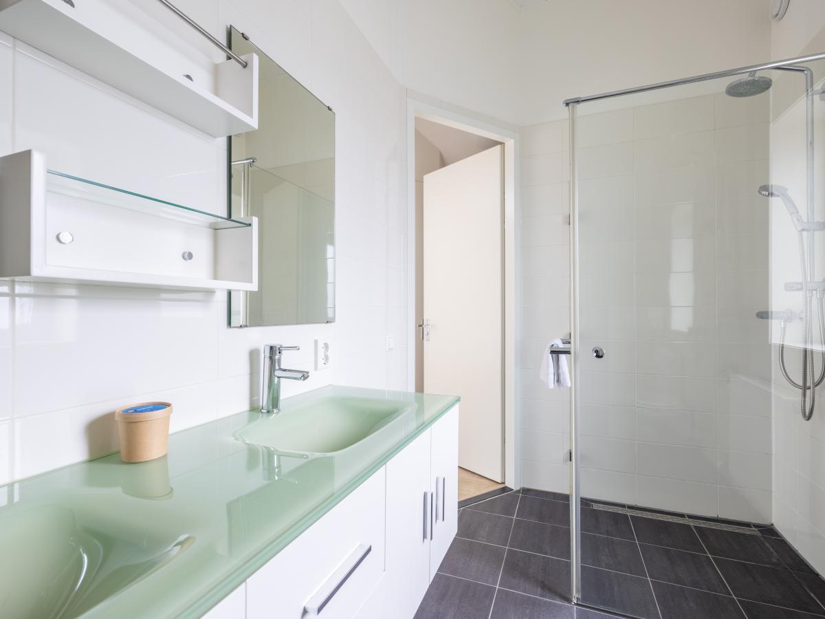 Bath Room