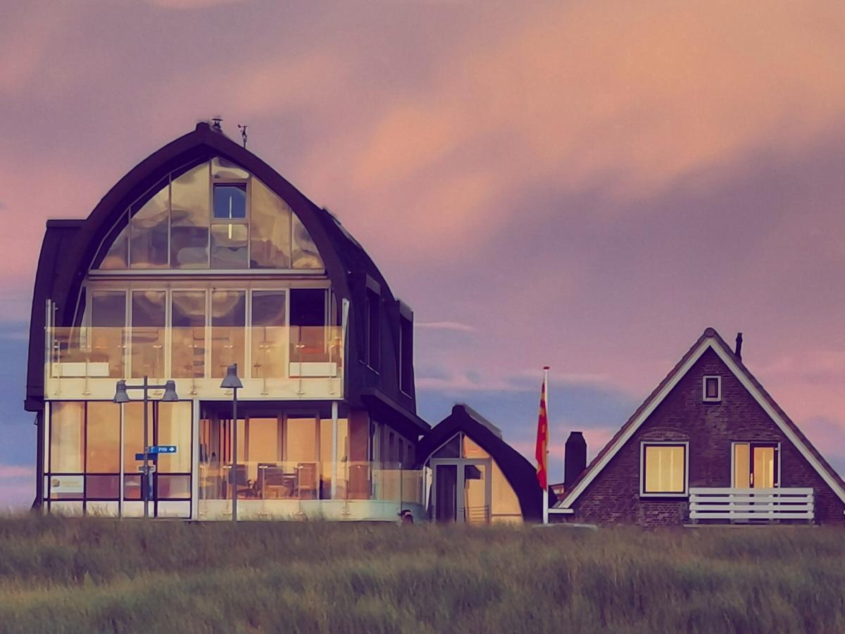 Exterior Summer