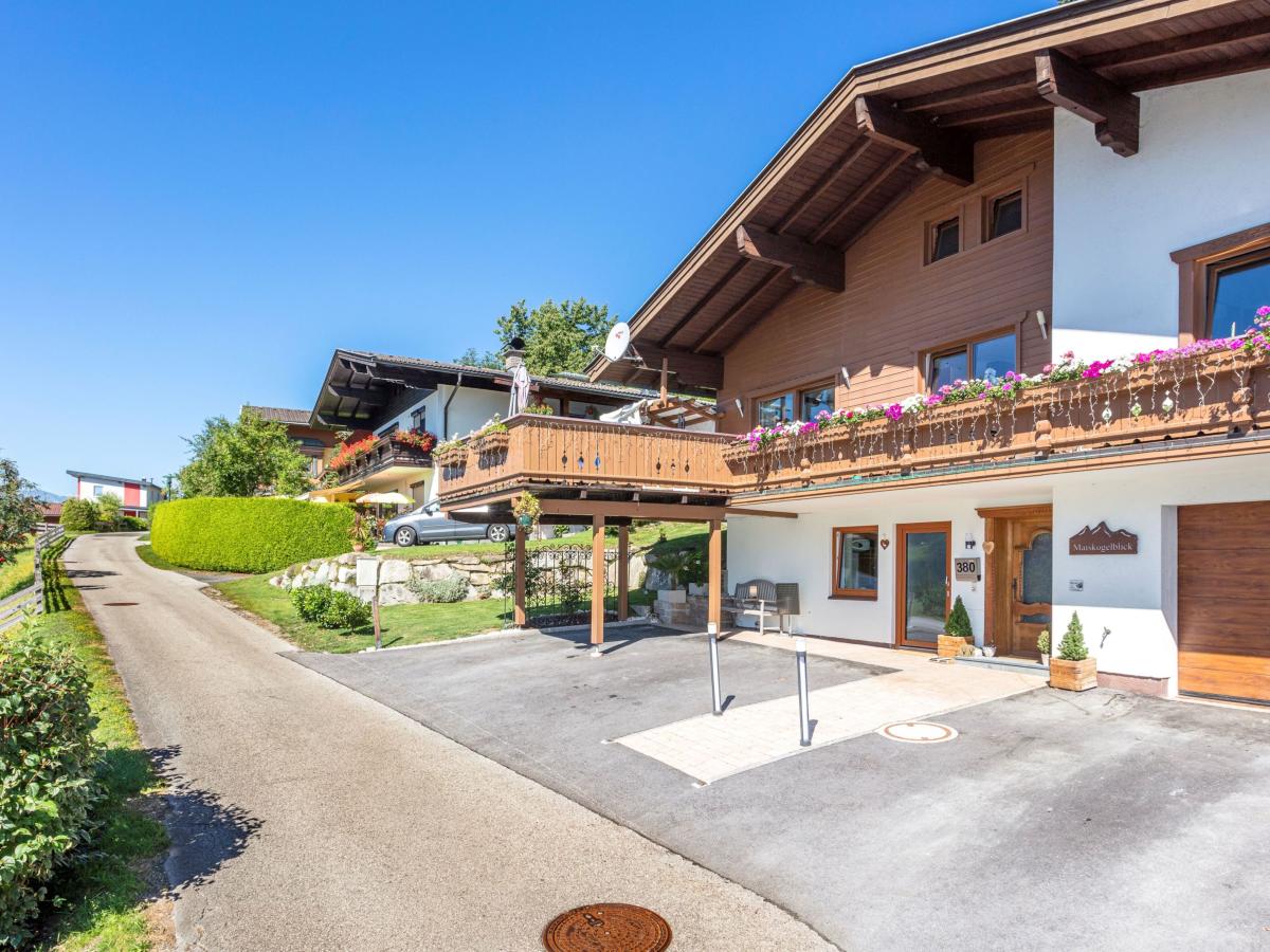 Villa photo 1