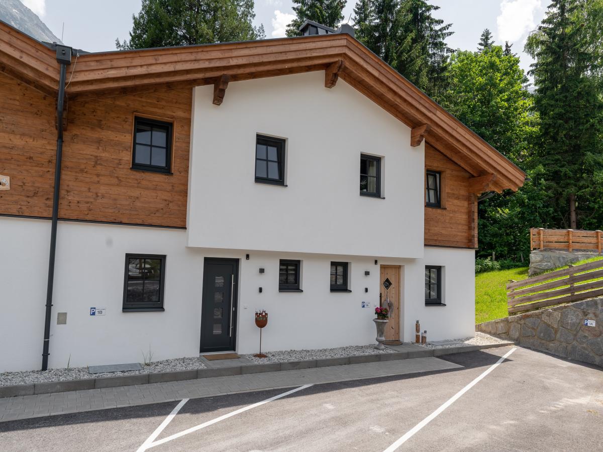Exterior Summer
