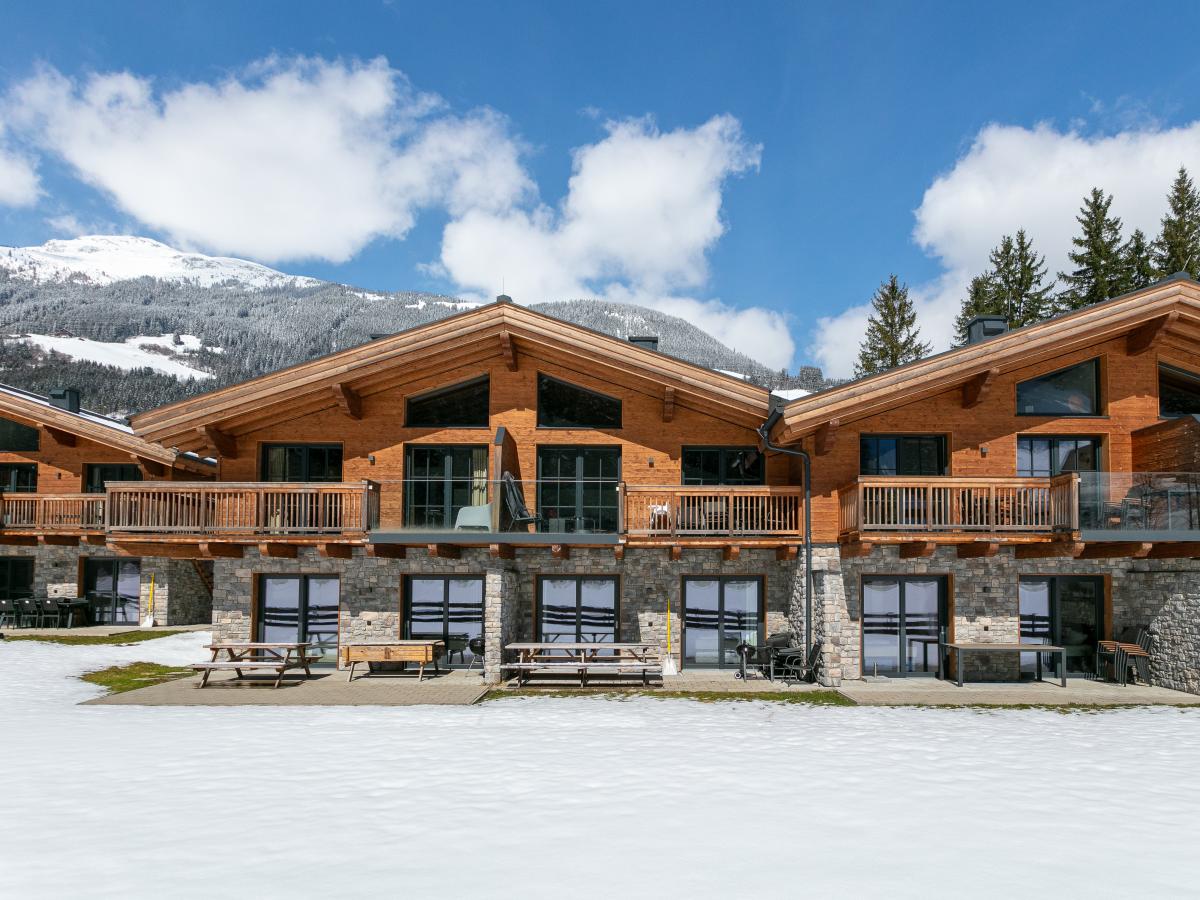 Exterior Winter