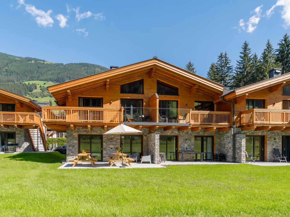 Villa photo 1
