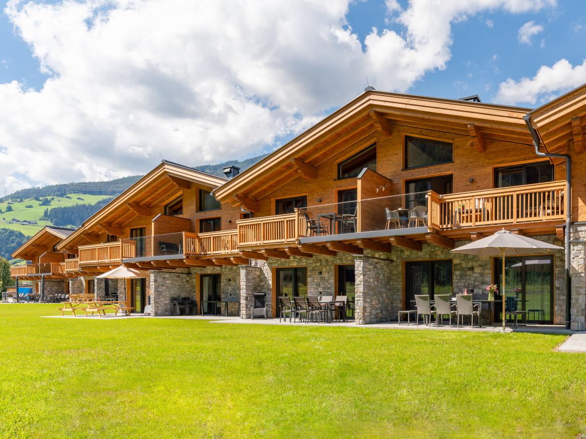 Exterior Summer