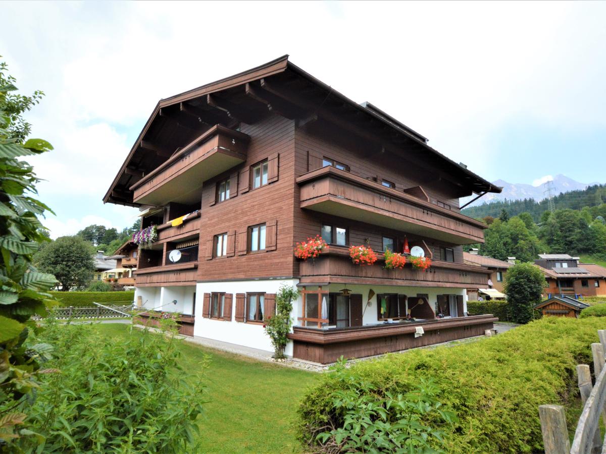 Villa photo 1