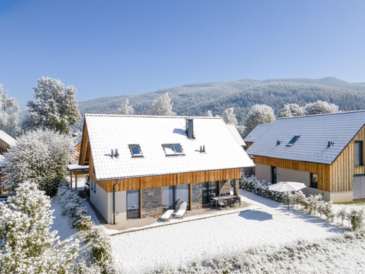Villa photo 1