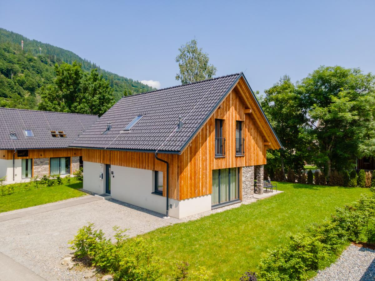 Exterior Summer