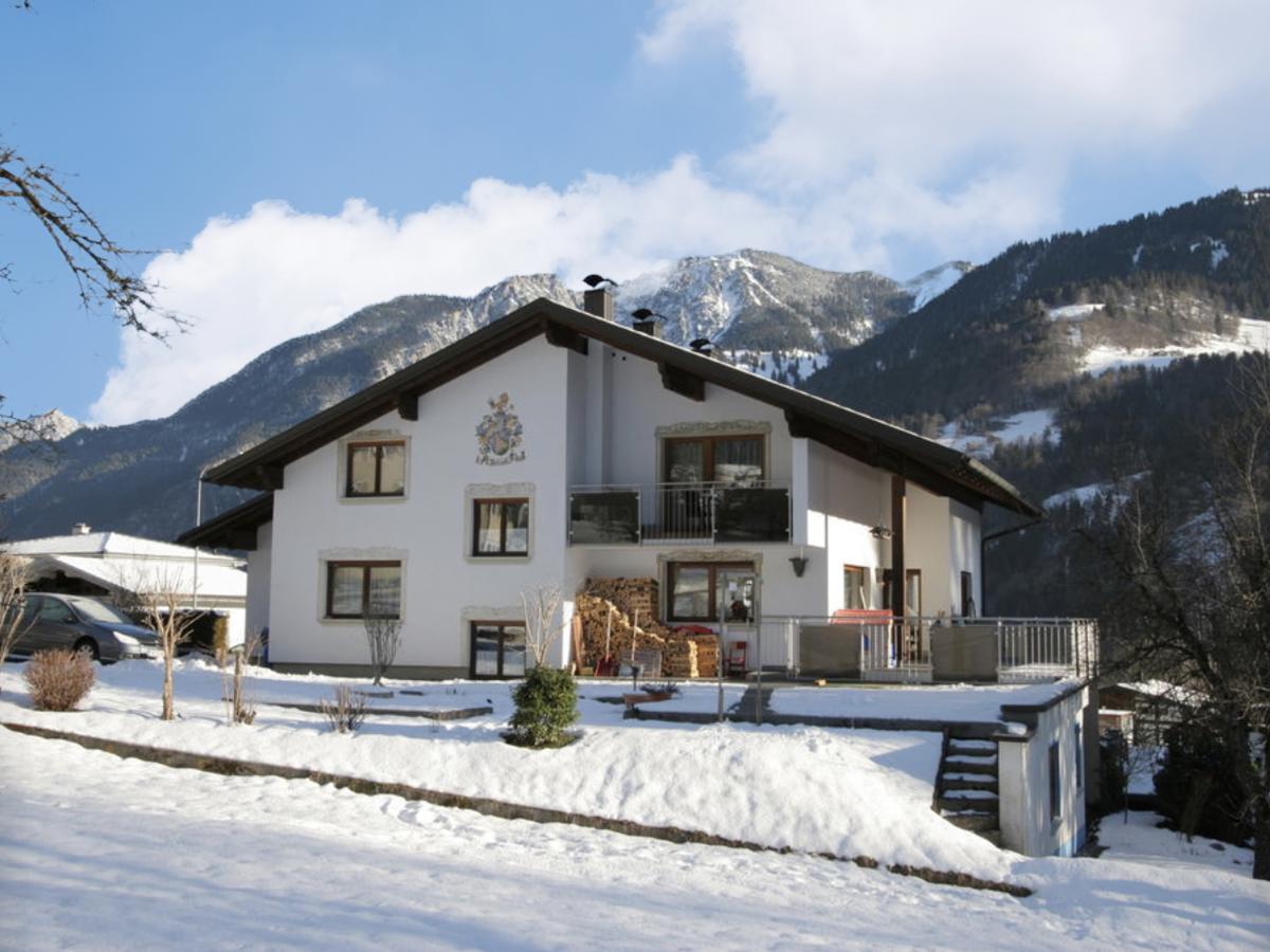 Villa photo 1