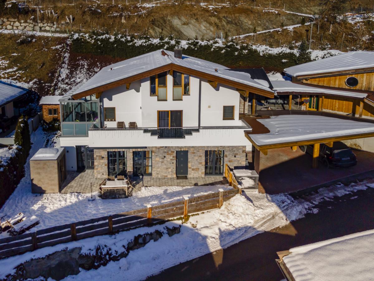 Exterior Winter