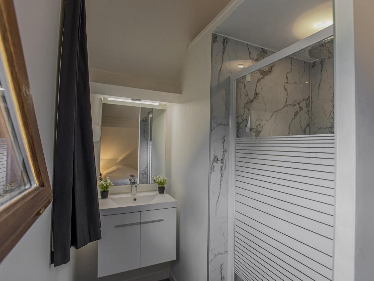 Bath Room