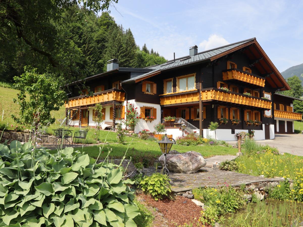 Villa photo 1