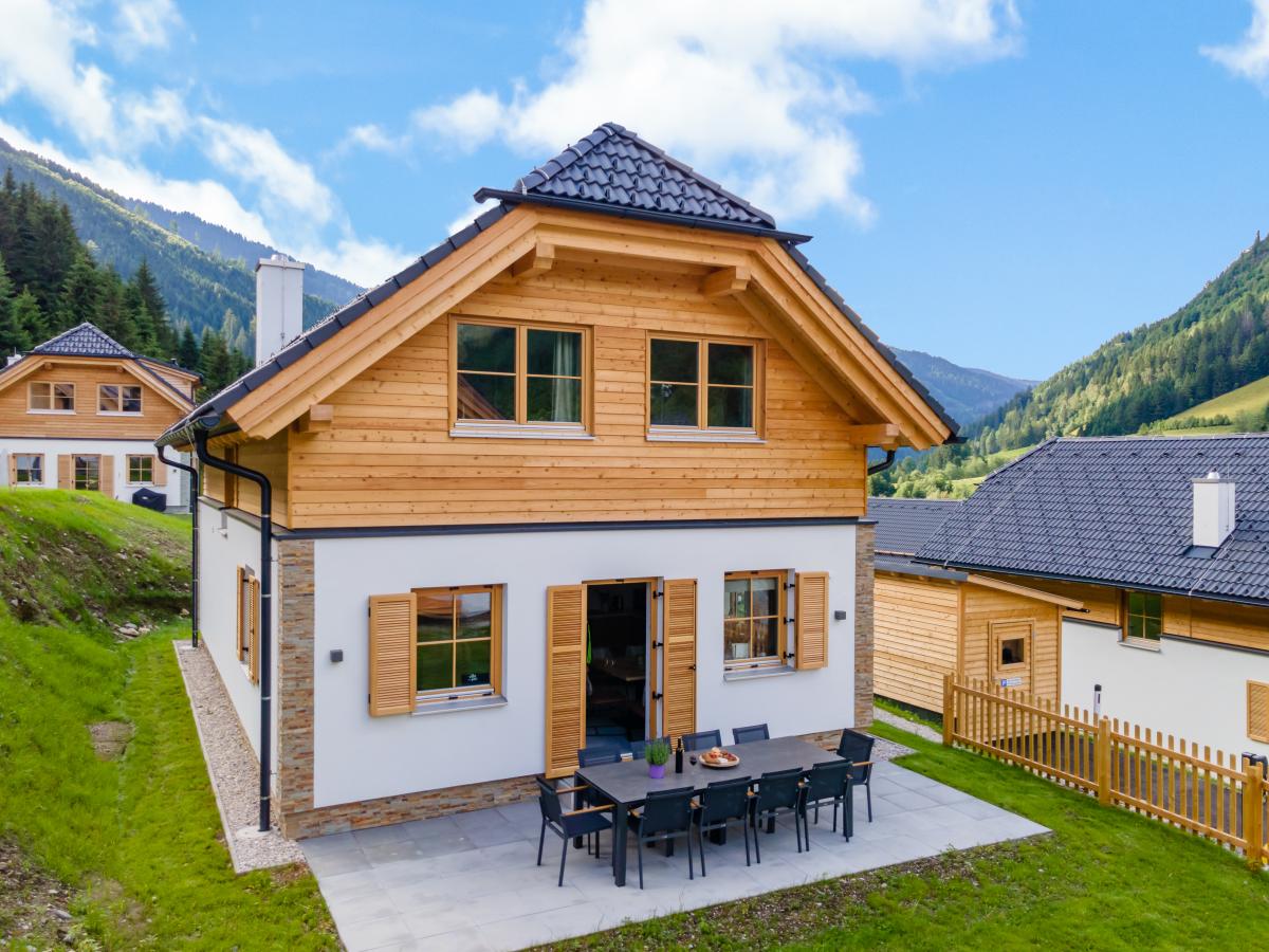 Exterior Summer