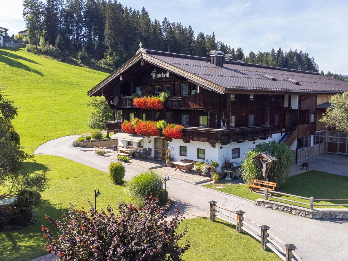 Villa photo 1