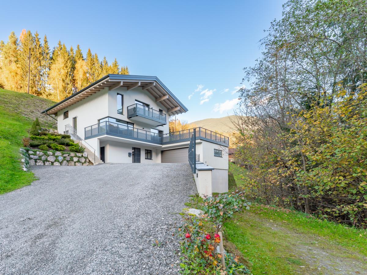 Villa photo 1