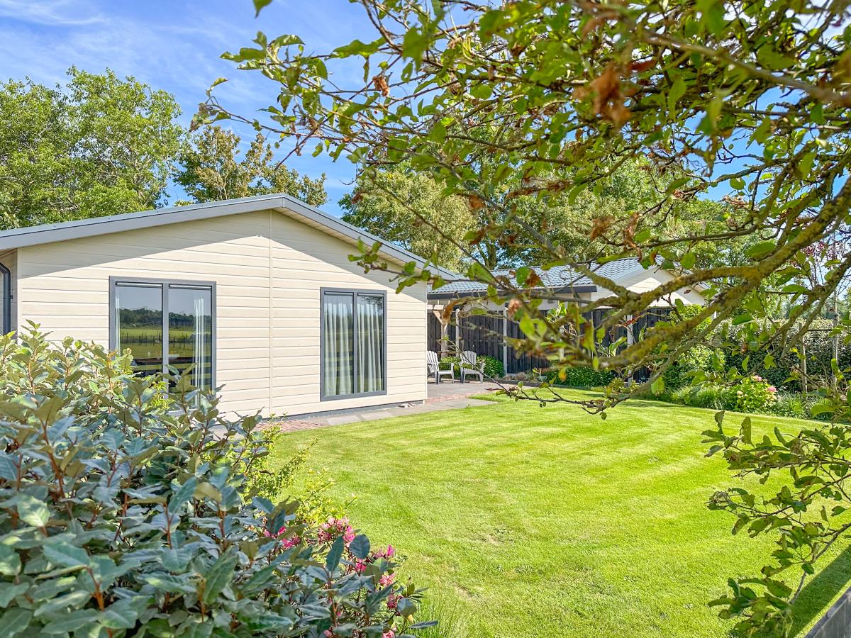 Villa photo 1