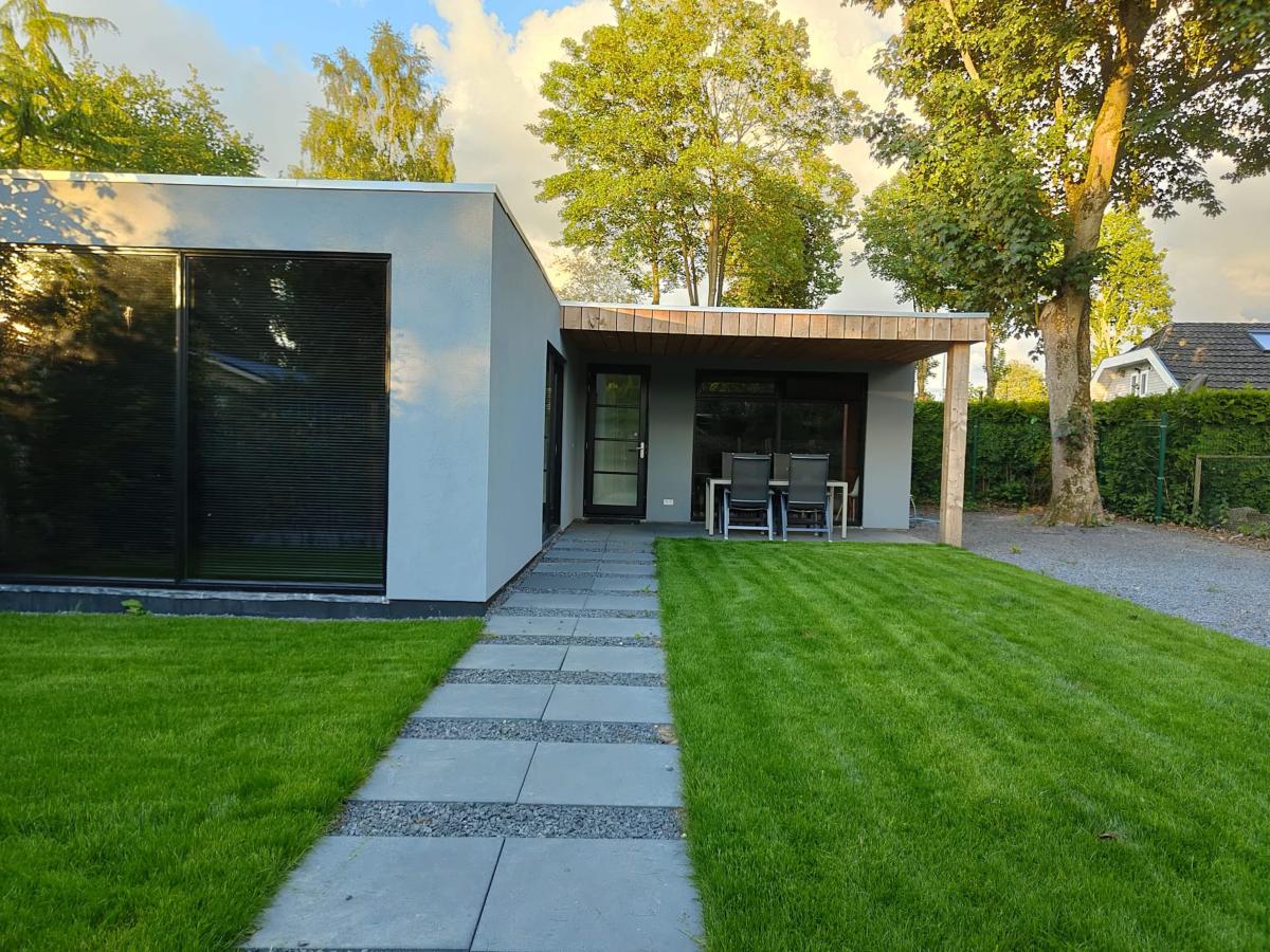 Exterior Summer