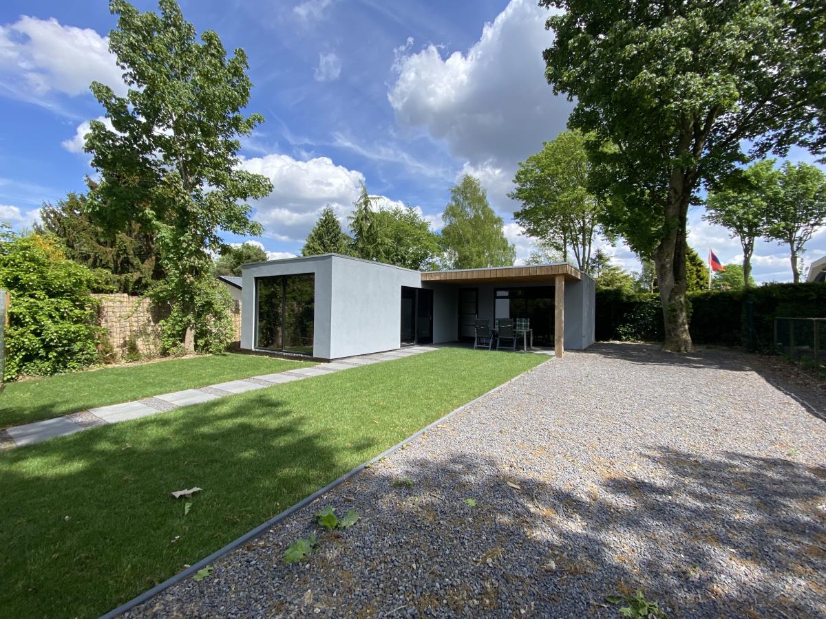 Exterior Summer